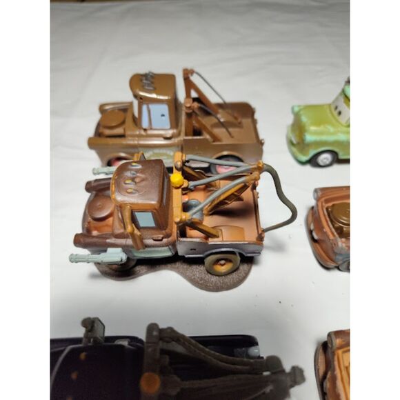 Lot of 8 Disney Pixar Cars Tow Trucks - Picture 3 of 10